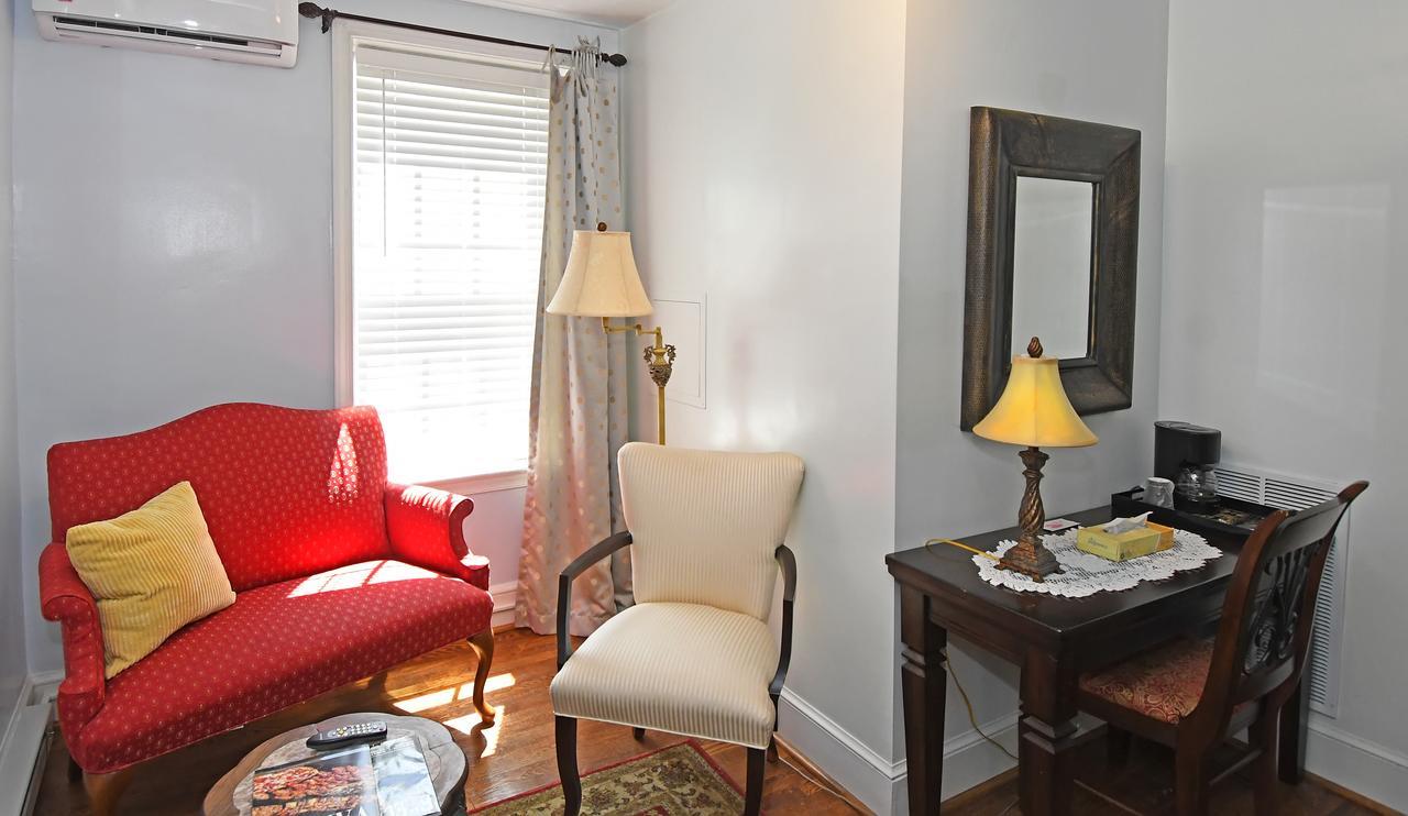 The Country Inn Of Berkeley Springs Εξωτερικό φωτογραφία
